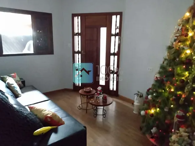Casa 5 quartos e 3 banheiros, à venda, no bairro Jardim Pararangaba em São José dos Campos