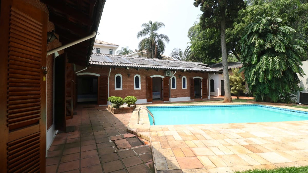 Casa para venda em Santo Amaro com 5 quartos, sendo 2 suítes, 460m²