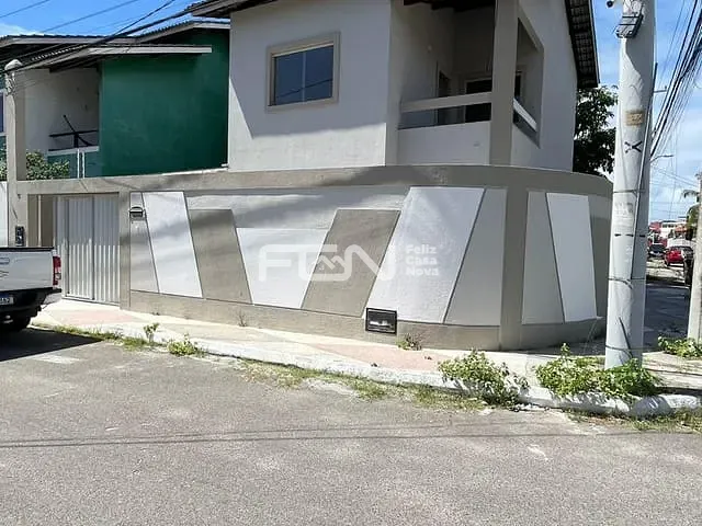 Casa com 360m² 4 quartos e 4 banheiros, à venda, no bairro Ipitanga em Lauro de Freitas