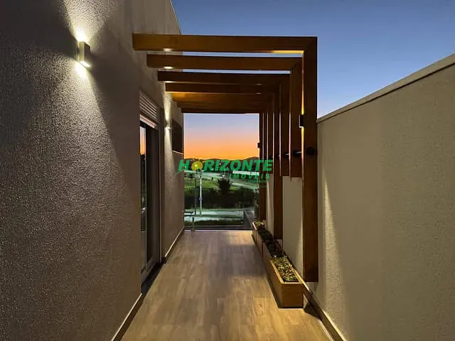 Casa com 451m² 3 quartos e 4 banheiros, à venda, no bairro Urbanova em São José dos Campos