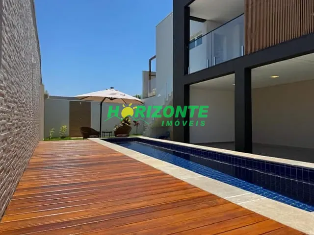 Casa com 451m² 4 quartos e 6 banheiros, à venda, no bairro Urbanova em São José dos Campos