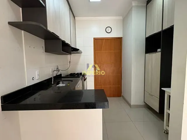 Casa com 175m² 3 quartos e 2 banheiros, para alugar, no bairro Village Moutonnée em Salto