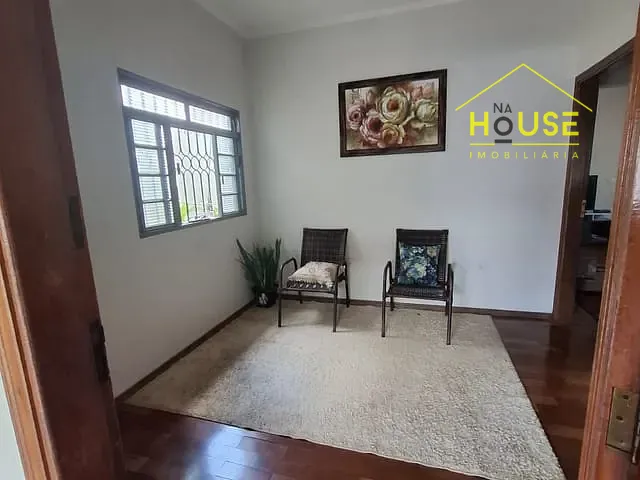 Casa com 170m² 3 quartos e 1 banheiro, à venda, no bairro Vila Hercília em Votuporanga