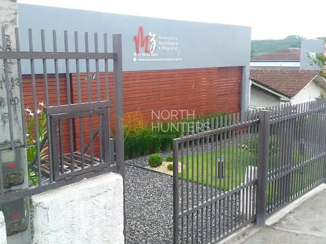 Casa com 150m² 3 quartos e 1 banheiro, à venda, no bairro Paranaguamirim em Joinville