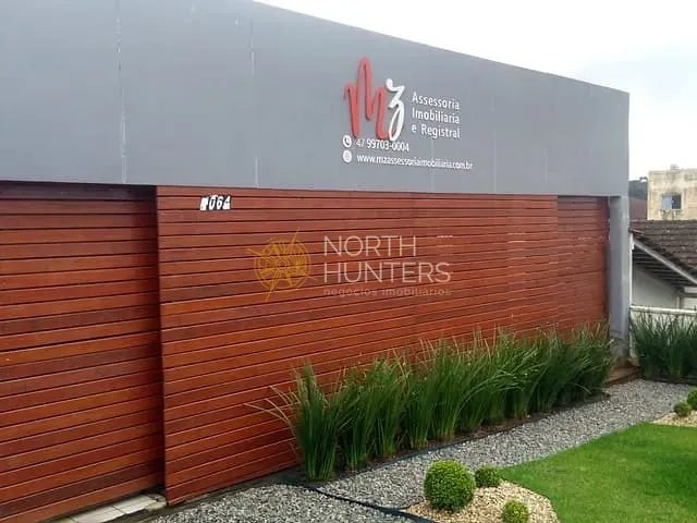 Casa com 150m² 3 quartos e 1 banheiro, à venda, no bairro Paranaguamirim em Joinville