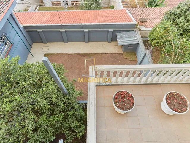 Casa com 420m² 5 quartos e 5 banheiros, à venda, no bairro Vista Alegre em Curitiba