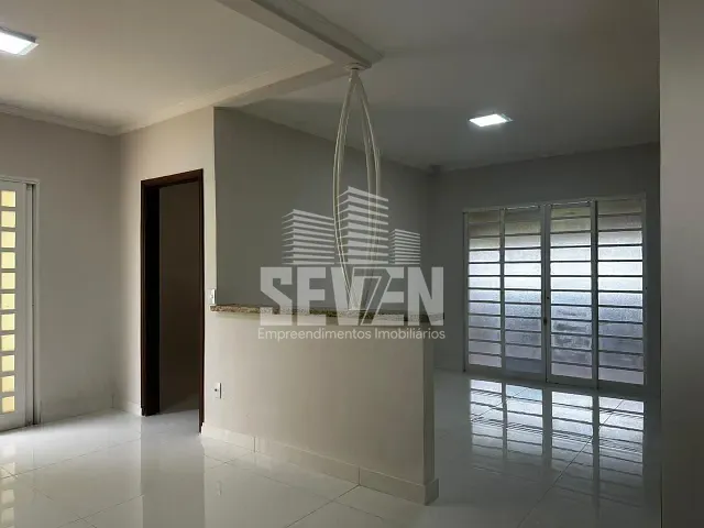 Casa com 360m² 3 quartos e 4 banheiros, à venda, no bairro Novo Jardim Pagani em Bauru