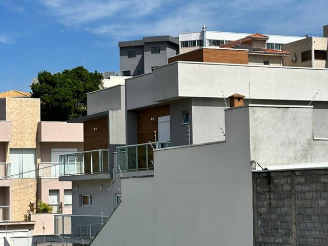 Casa 5 quartos e 4 banheiros, à venda, no bairro Portal do Parque em Extrema