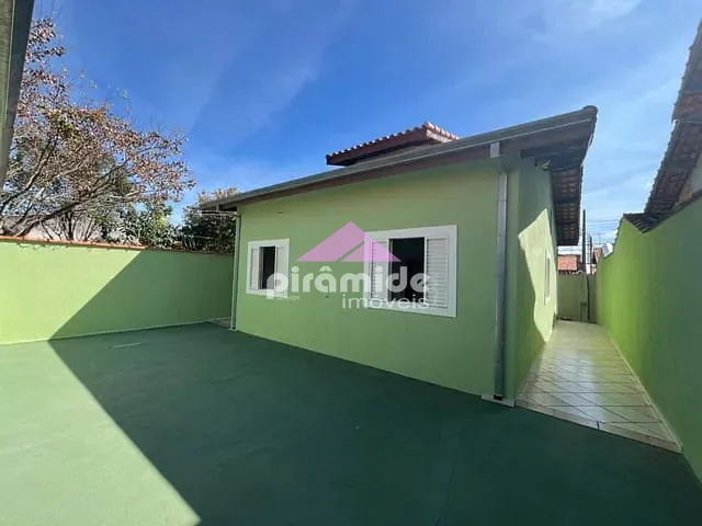 Casa com 250m² 4 quartos e 2 banheiros, à venda, no bairro Residencial União em São José dos Campos
