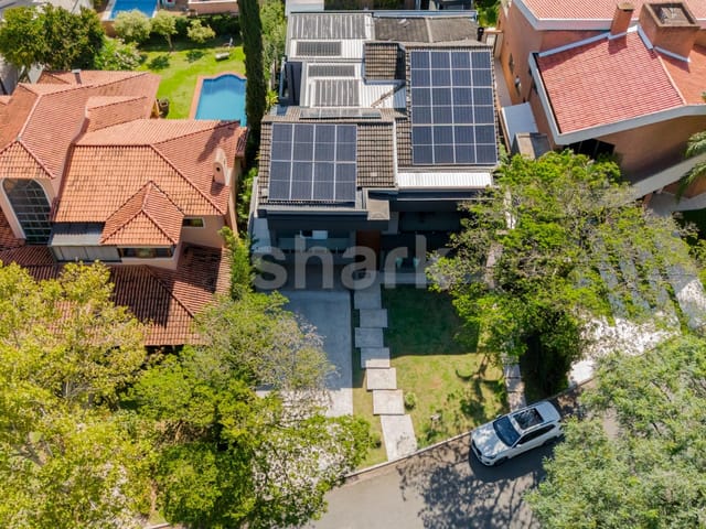Casa com 640m² 4 quartos e 7 banheiros, à venda, no bairro Alphaville em Santana de Parnaíba