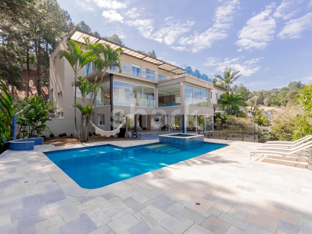 Casa com 1221m² 4 quartos e 7 banheiros, à venda, no bairro Alphaville em Santana de Parnaíba