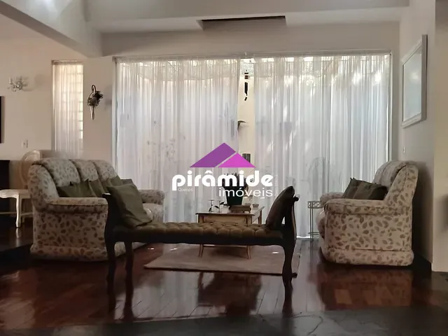 Casa 4 quartos e 2 banheiros, à venda, no bairro Jardim Alvorada em São José dos Campos