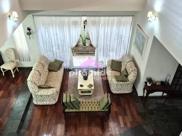 Casa 4 quartos e 2 banheiros, à venda, no bairro Jardim Alvorada em São José dos Campos