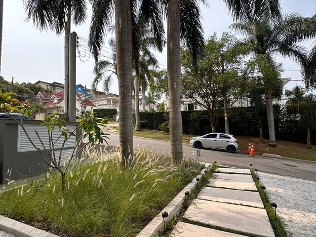Casa com 420m² 3 quartos e 5 banheiros, à venda, no bairro Alphaville em Santana de Parnaíba