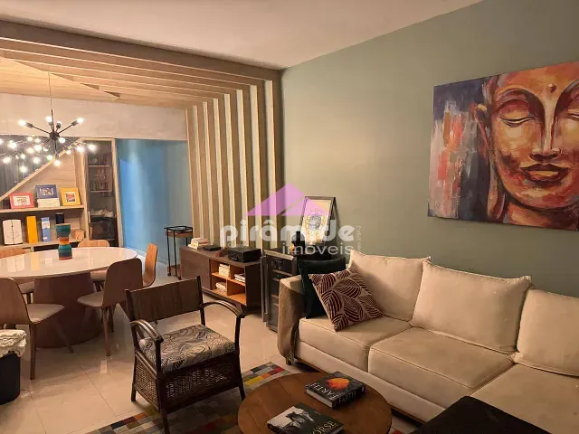 Casa 3 quartos e 4 banheiros, à venda, no bairro Jardim das Indústrias em São José dos Campos