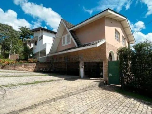 Casa com 478m² 4 quartos e 6 banheiros, à venda, no bairro Alphaville em Santana de Parnaíba
