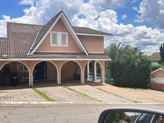 Casa com 478m² 4 quartos e 6 banheiros, à venda, no bairro Alphaville em Santana de Parnaíba