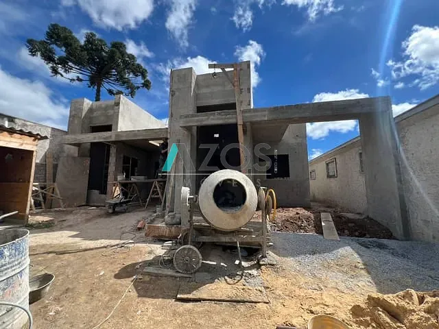 Casa com 180m² 3 quartos e 2 banheiros, à venda, no bairro Osasco em Colombo