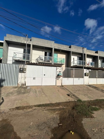 Casa com 80m² 2 quartos e 3 banheiros, à venda, no bairro Vivendas do Coqueiro  em Campos dos Goytacazes