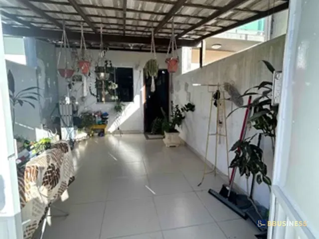 Casa com 80m² 2 quartos e 3 banheiros, à venda, no bairro Vivendas do Coqueiro em Campos dos Goytacazes