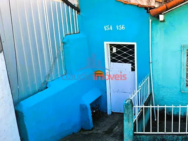Casa com 84m² 3 quartos e 2 banheiros, à venda, no bairro Centro em Barra Mansa