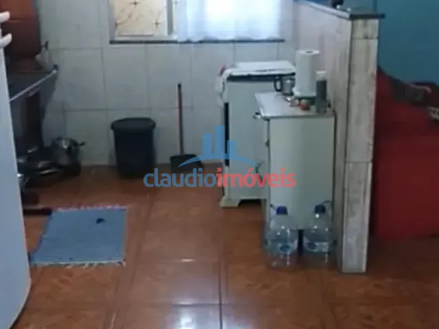 Casa com 84m² 3 quartos e 2 banheiros, à venda, no bairro Centro em Barra Mansa