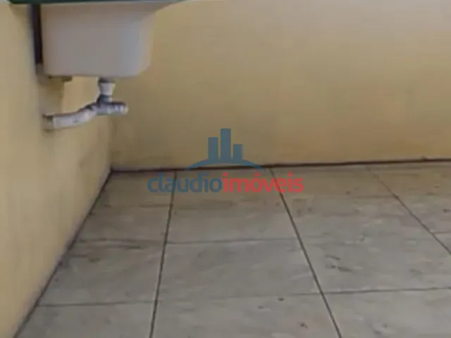 Casa com 84m² 3 quartos e 2 banheiros, à venda, no bairro Centro em Barra Mansa