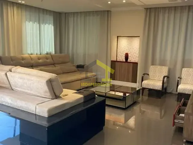 Casa com 607m² 4 quartos e 8 banheiros, à venda, no bairro Residencial Fazenda Serrinha em Itatiba