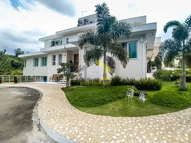 Casa com 607m² 4 quartos e 8 banheiros, à venda, no bairro Residencial Fazenda Serrinha em Itatiba