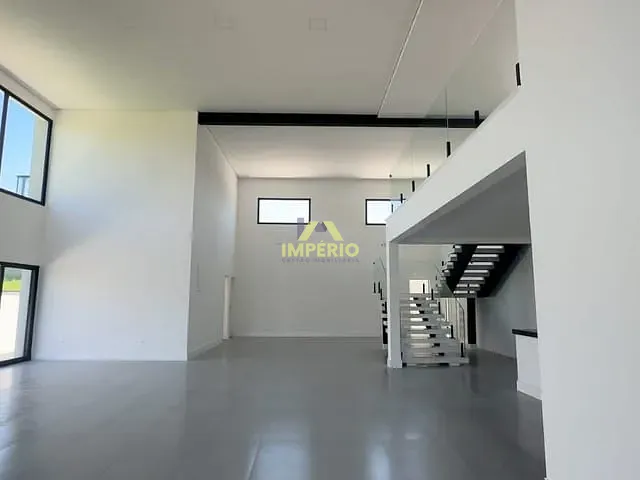 Casa com 1005m² 5 quartos e 8 banheiros, à venda, no bairro Terras de Mont Serrat em Salto