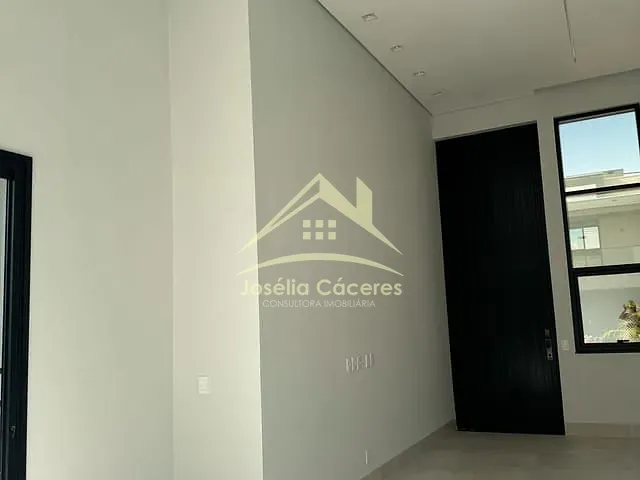 Casa com 300m² 3 quartos e 5 banheiros, à venda, no bairro Boa Esperança em Cuiabá