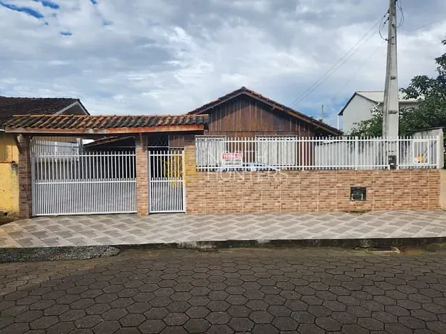 Casa com 120m² 3 quartos e 2 banheiros, à venda, no bairro São Cristovão em Barra Velha