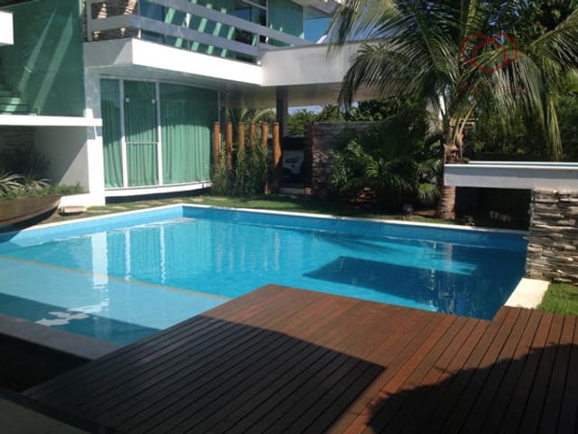 Casa com 745m² 4 quartos e 6 banheiros, à venda, no bairro Condomínio Florais Cuiabá Residencial em Cuiabá