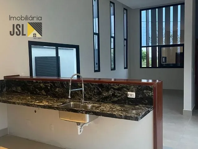 Casa com 300m² 3 quartos e 1 banheiro, à venda, no bairro Condomínio Terras do Vale em Caçapava