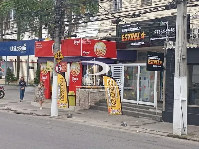 Casa com 240m², à venda, no bairro Santa Rosa em Niterói