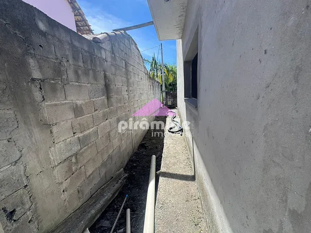 Casa 3 quartos e 3 banheiros, à venda, no bairro martim de Sá em Caraguatatuba
