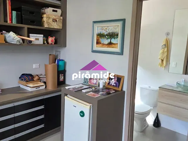 Casa 3 quartos e 4 banheiros, à venda, no bairro Urbanova em São José dos Campos