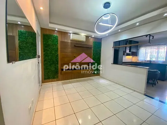 Casa 3 quartos e 2 banheiros, à venda, no bairro Eugênio de Mello em São José dos Campos