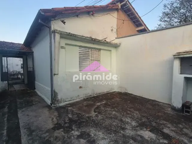 Casa com 200m² 1 quarto e 1 banheiro, à venda, no bairro Vila Alexandrina em São José dos Campos