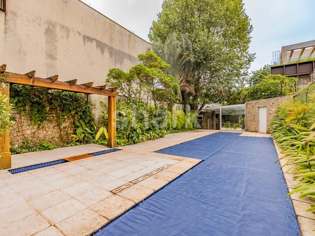 Casa com 970m² 4 quartos e 5 banheiros, à venda ou para alugar, no bairro Vila Nova Conceição em São Paulo