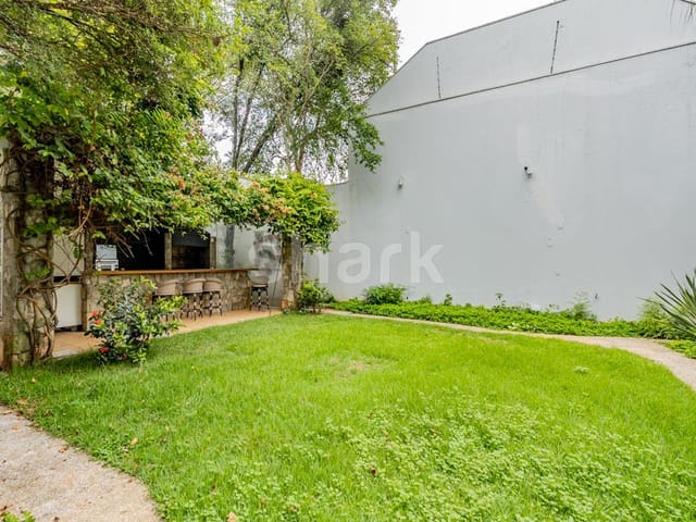 Casa com 970m² 4 quartos e 5 banheiros, à venda ou para alugar, no bairro Vila Nova Conceição em São Paulo