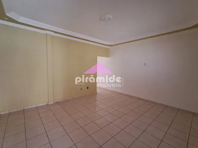 Casa 2 quartos e 2 banheiros, para alugar, no bairro Bosque dos Eucaliptos em São José dos Campos