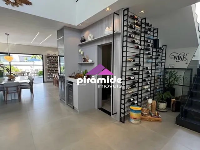 Casa com 497m² 5 quartos e 7 banheiros, à venda, no bairro Urbanova em São José dos Campos