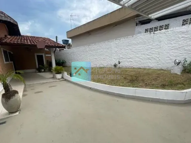 Casa com 460m² 3 quartos e 4 banheiros, à venda, no bairro Centro em São José dos Campos