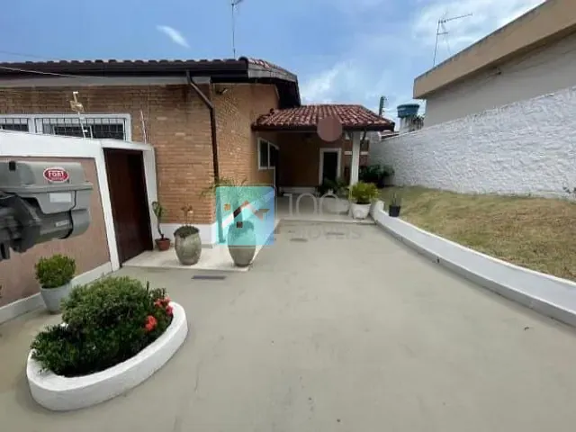 Casa com 460m² 3 quartos e 4 banheiros, à venda, no bairro Centro em São José dos Campos
