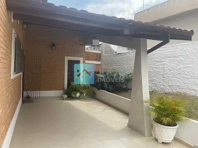 Casa com 460m² 3 quartos e 4 banheiros, à venda, no bairro Centro em São José dos Campos