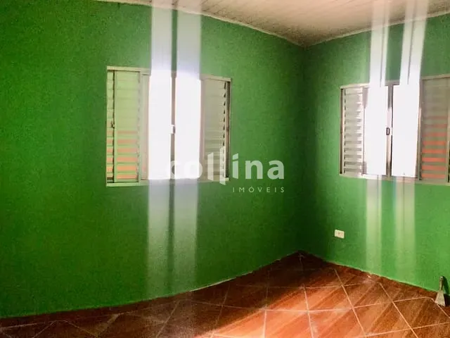 Casa com 127m² 4 quartos e 3 banheiros, à venda, no bairro Parque Jandaia em Carapicuíba