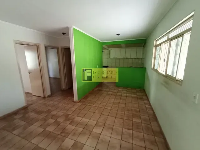 Casa com 80m² 2 quartos e 2 banheiros, para alugar, no bairro Parque Residencial Cristo Rei em São José do Rio Preto