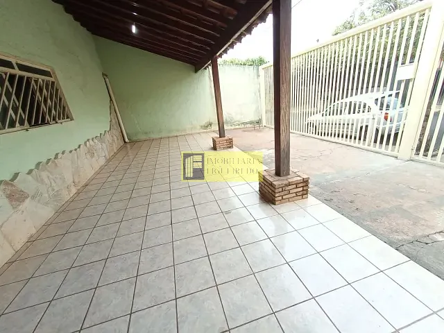 Casa com 80m² 2 quartos e 2 banheiros, para alugar, no bairro Parque Residencial Cristo Rei em São José do Rio Preto