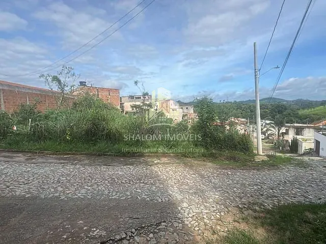 Terreno com 305m², à venda, no bairro Luana (Justinópolis) em Ribeirão das Neves